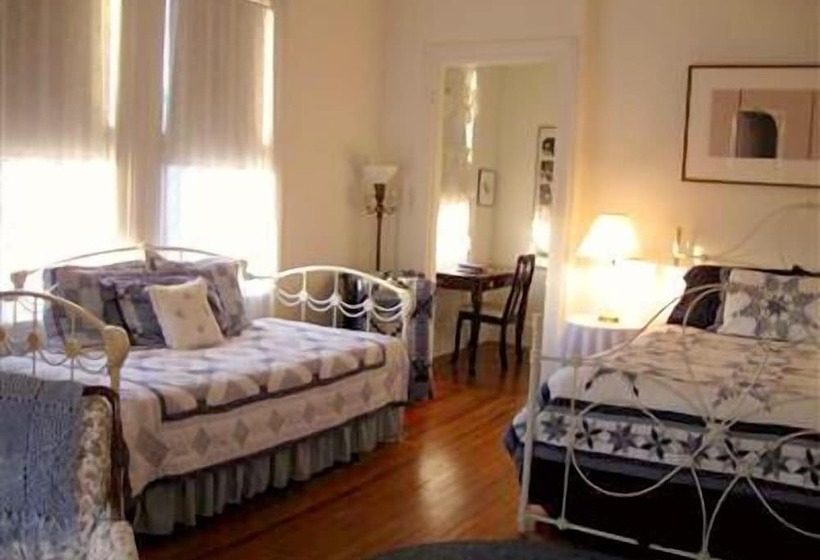 Pensacola Victorian Bed & Breakfast