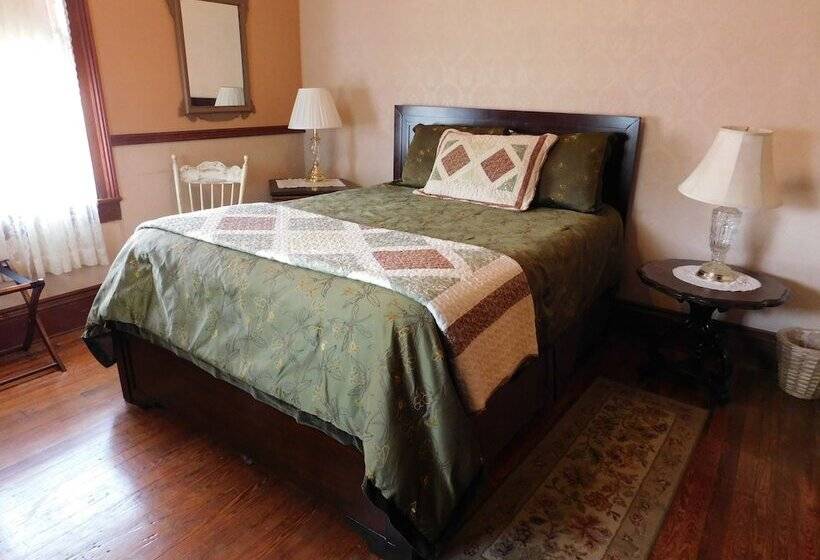 Pensacola Victorian Bed & Breakfast