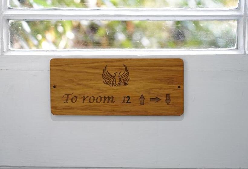 Пансион 23 St Mary's