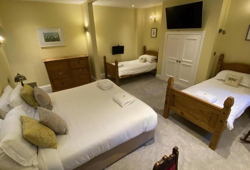 Пансион 23 St Mary's