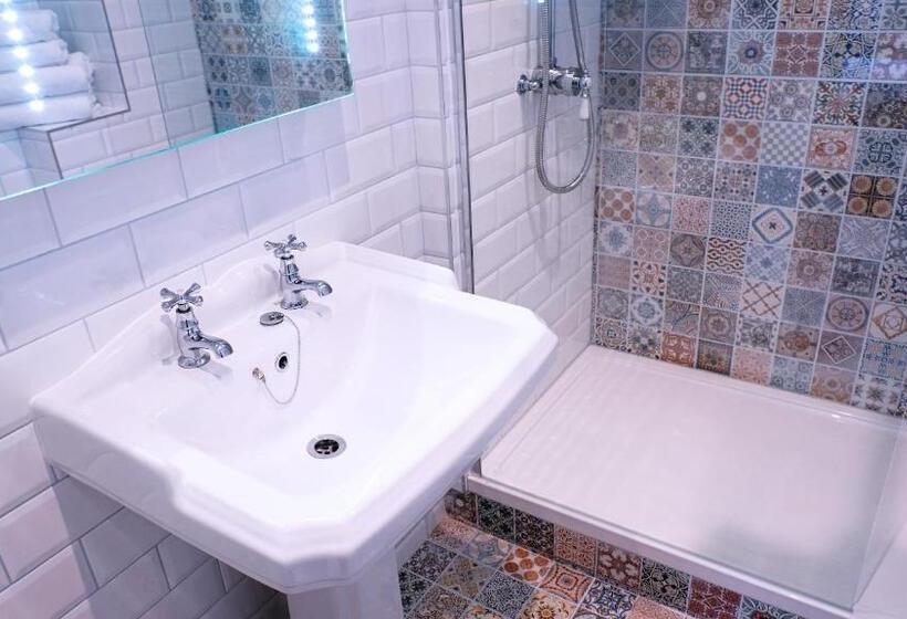 Пансион 23 St Mary's