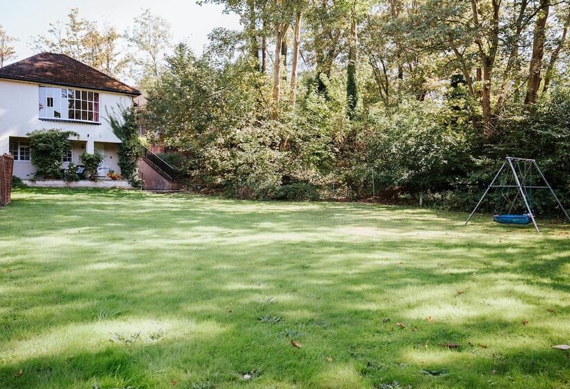 Пансион Bluebell House