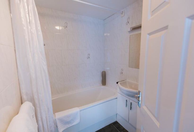 Пансион Bluebell House