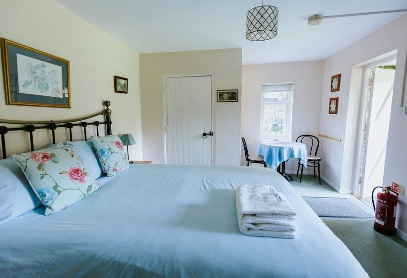 Пансион Bluebell House