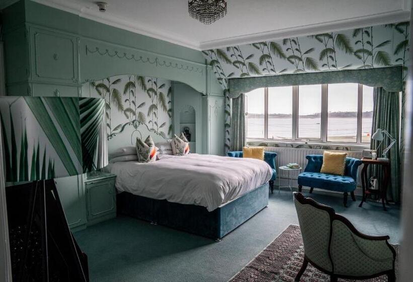 Пансион Cairn Bay Lodge