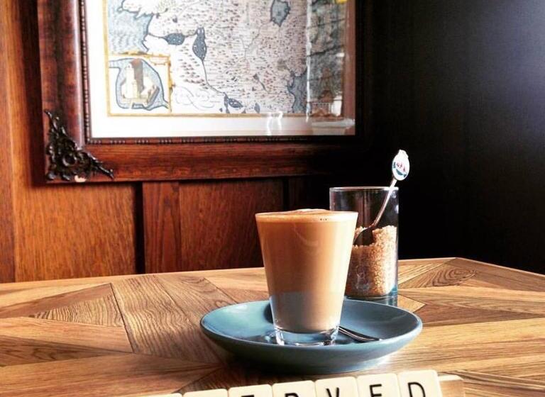 Пансион Cairn Bay Lodge