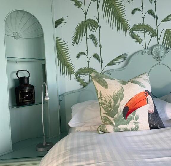 Пансион Cairn Bay Lodge