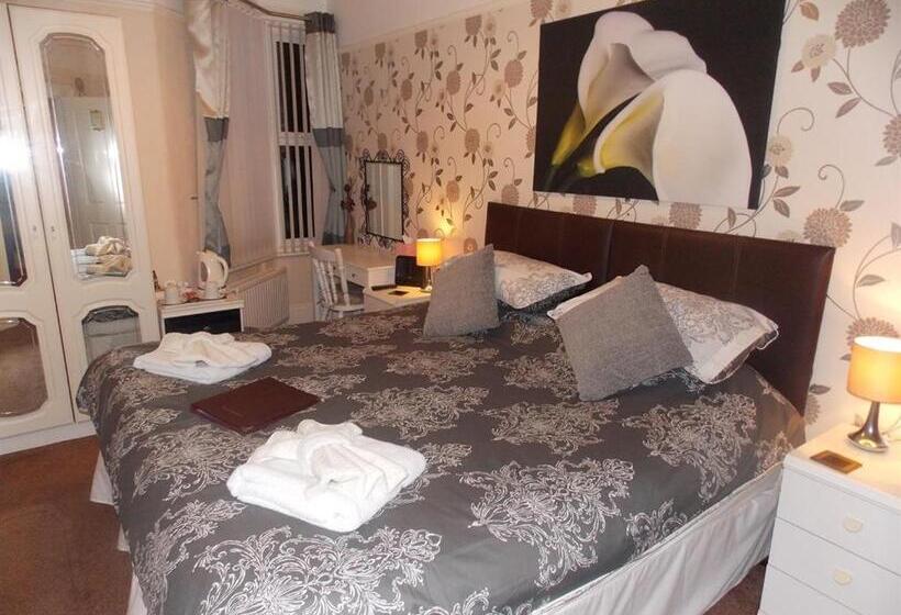 پانسیون Easton Court Guest House