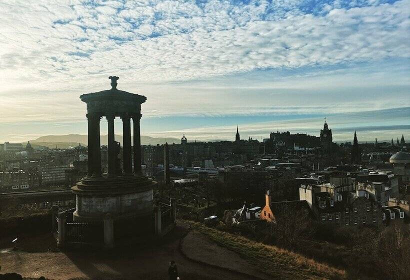 פנסיון Fraoch House