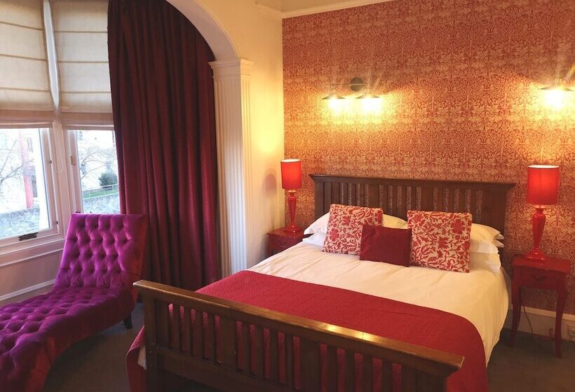 פנסיון Fraoch House