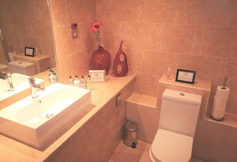 פנסיון Fraoch House