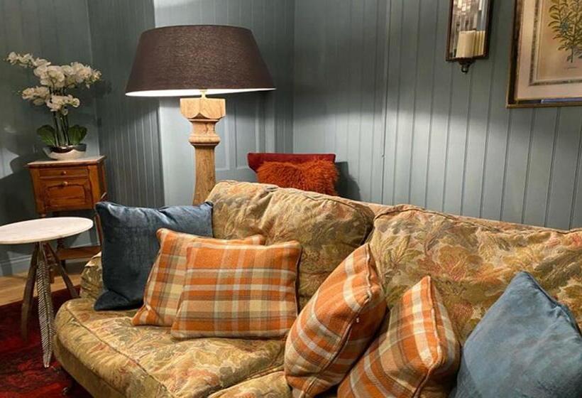 ペンション Ginger Peanut