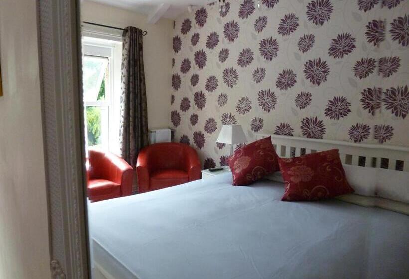 بنسيون Hedgefield House