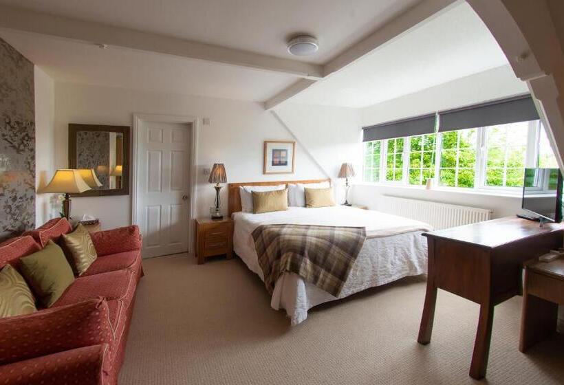 פנסיון Higher Faugan Parc