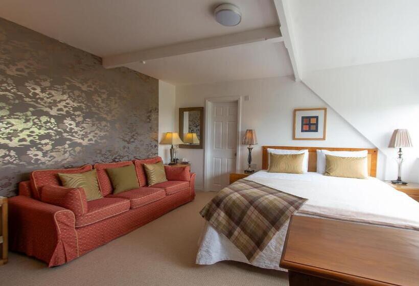 פנסיון Higher Faugan Parc