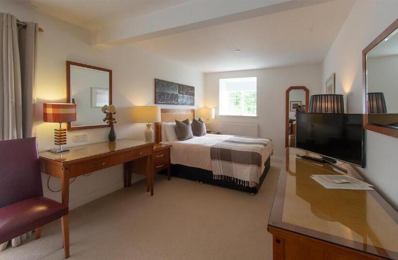 פנסיון Higher Faugan Parc