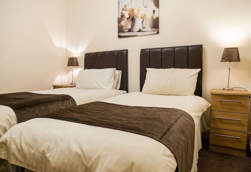 بنسيون Mereside