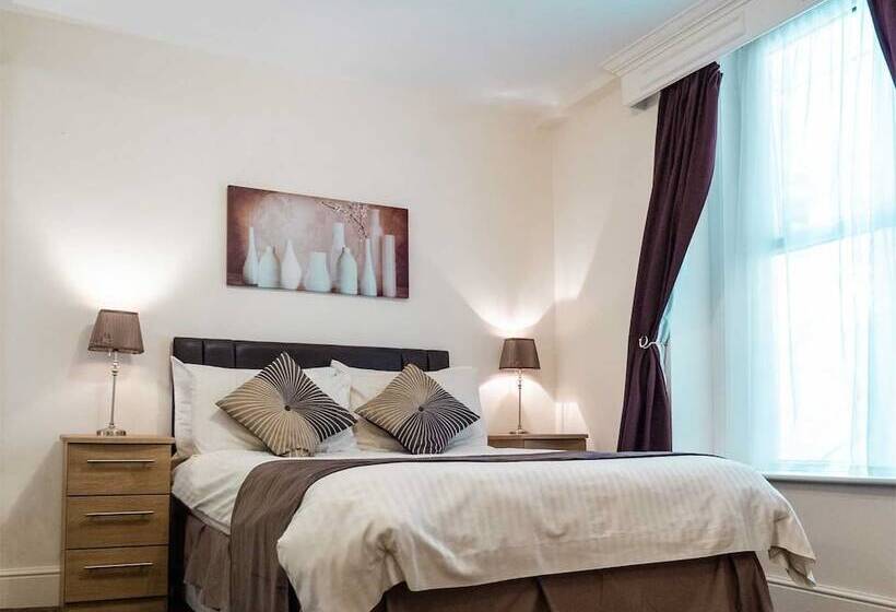 بنسيون Mereside