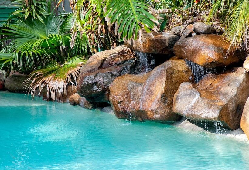 פנסיון Oasis Inn Ulladulla