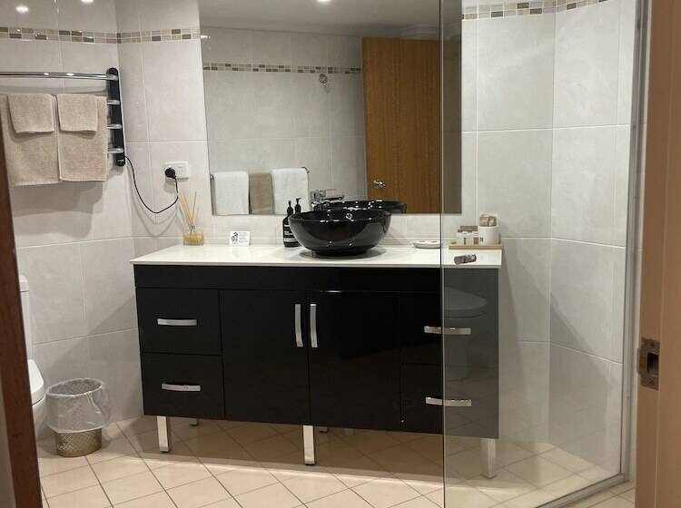 Пансион Oasis Inn Ulladulla