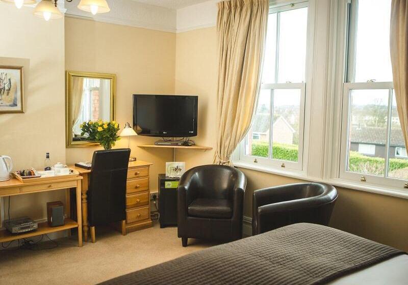 بنسيون Somerville House