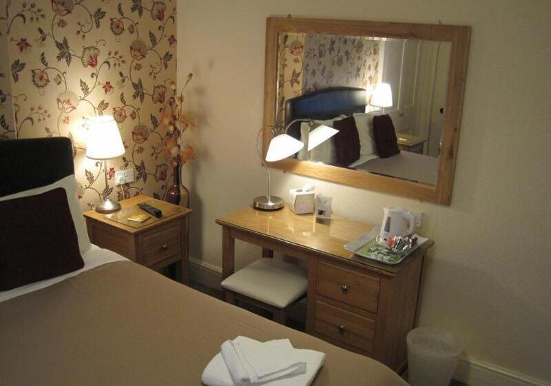 بنسيون Spreyton Guest House