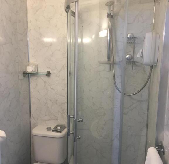 بنسيون St. Georges House