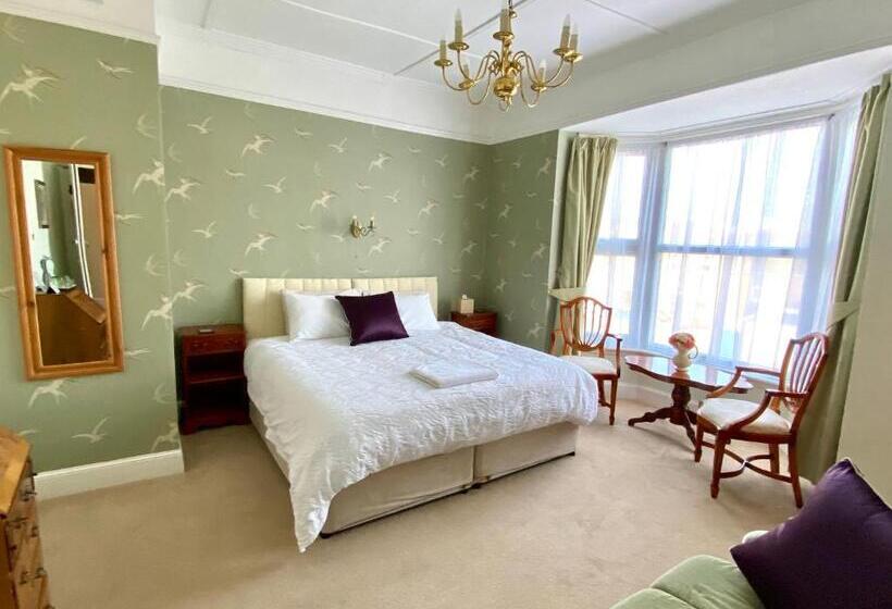 بنسيون St. Georges House