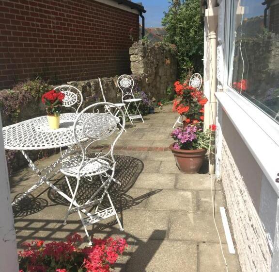 بنسيون St. Georges House