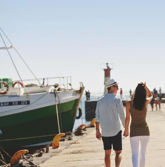 펜션 St James Guesthouses