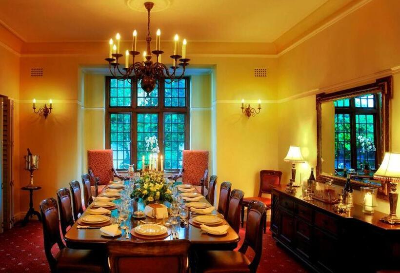 펜션 St James Guesthouses