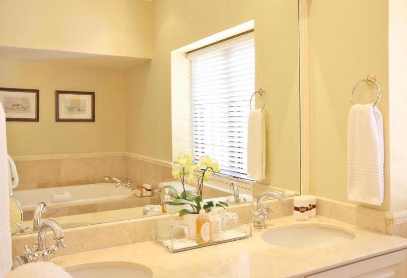 펜션 St James Guesthouses