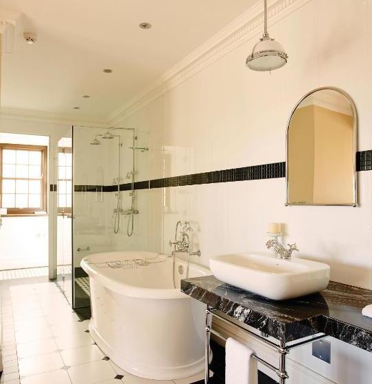 펜션 St James Guesthouses