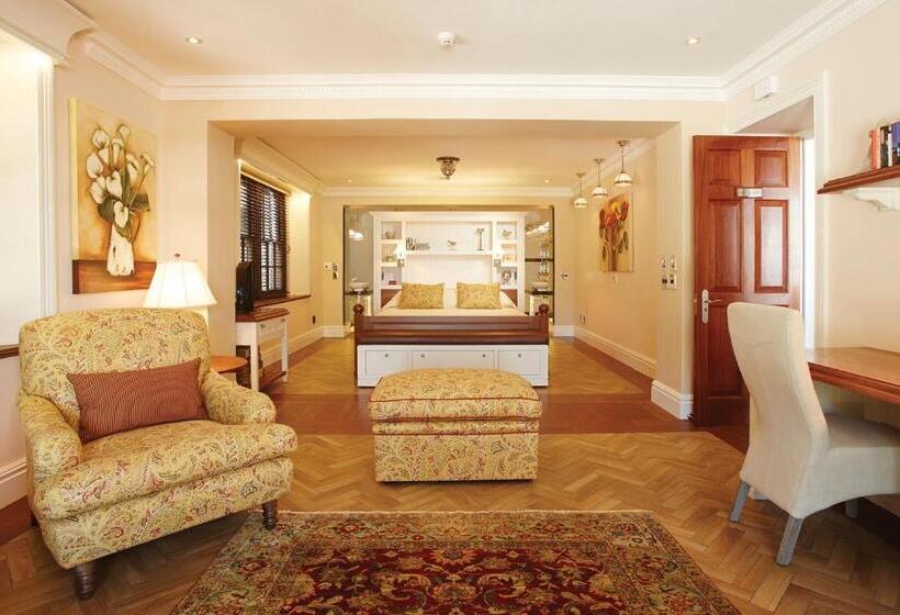 펜션 St James Guesthouses