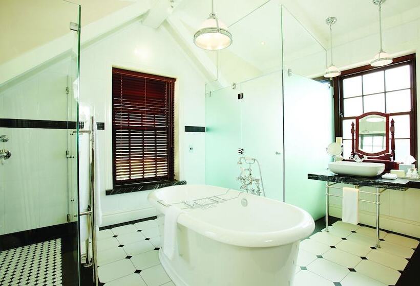 펜션 St James Guesthouses