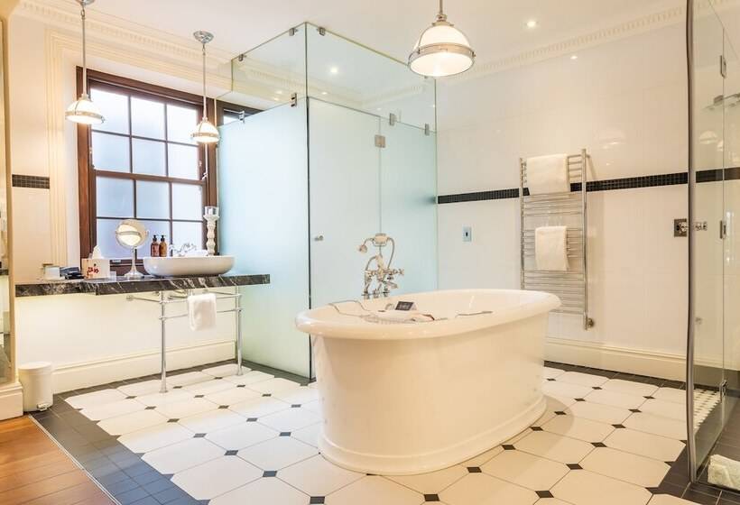 펜션 St James Guesthouses