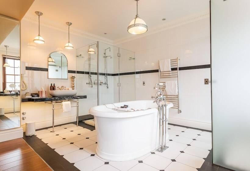 펜션 St James Guesthouses