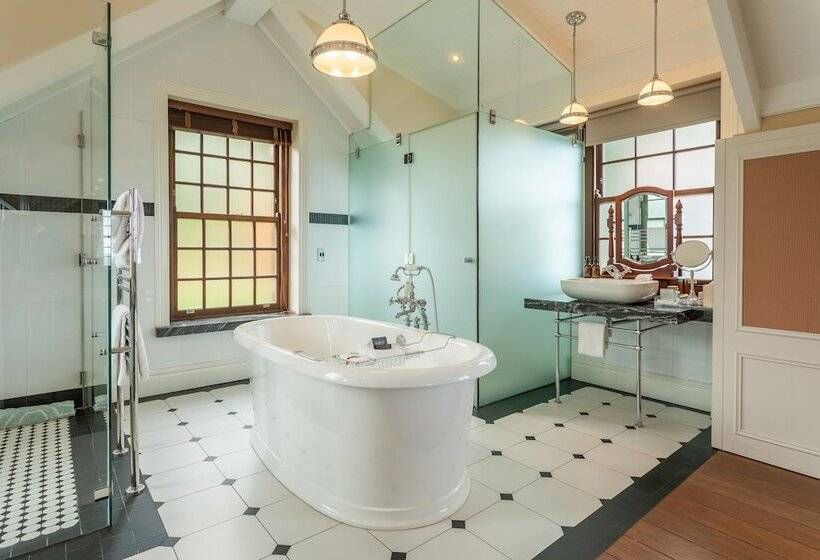 펜션 St James Guesthouses