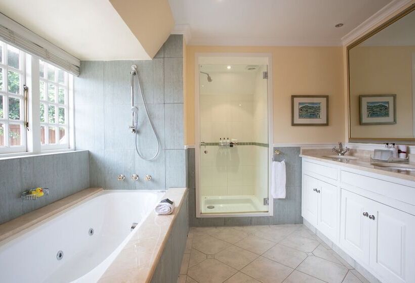 펜션 St James Guesthouses