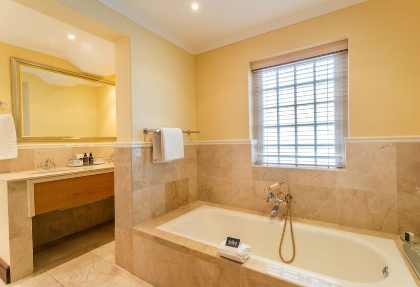 펜션 St James Guesthouses