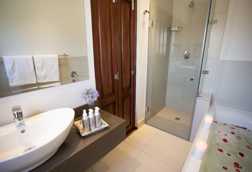 פנסיון Supertubes Guesthouse