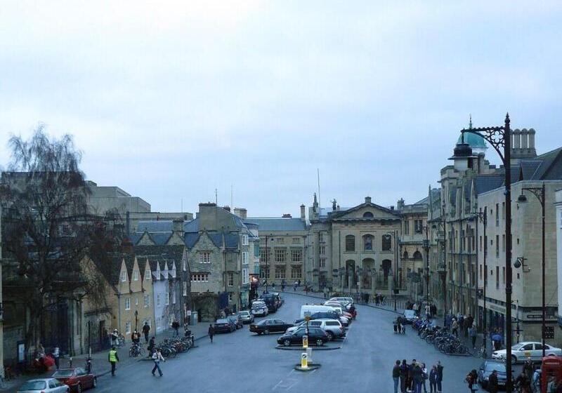 Пансион The Buttery