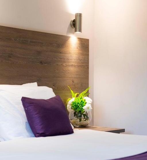 膳宿费 The Limes Country Lodge Hotel & Admiral Restaurant