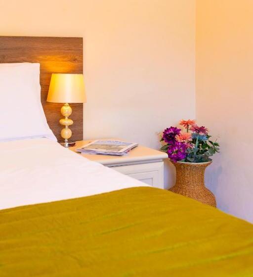 膳宿费 The Limes Country Lodge Hotel & Admiral Restaurant