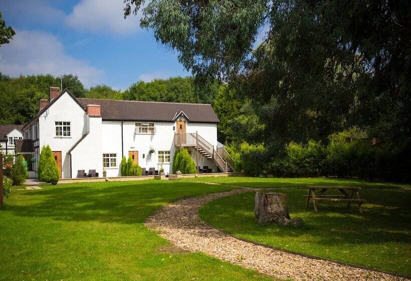 膳宿费 The Limes Country Lodge Hotel & Admiral Restaurant