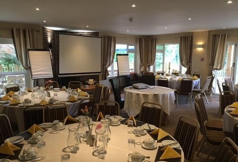 ペンション The Royal Lodge