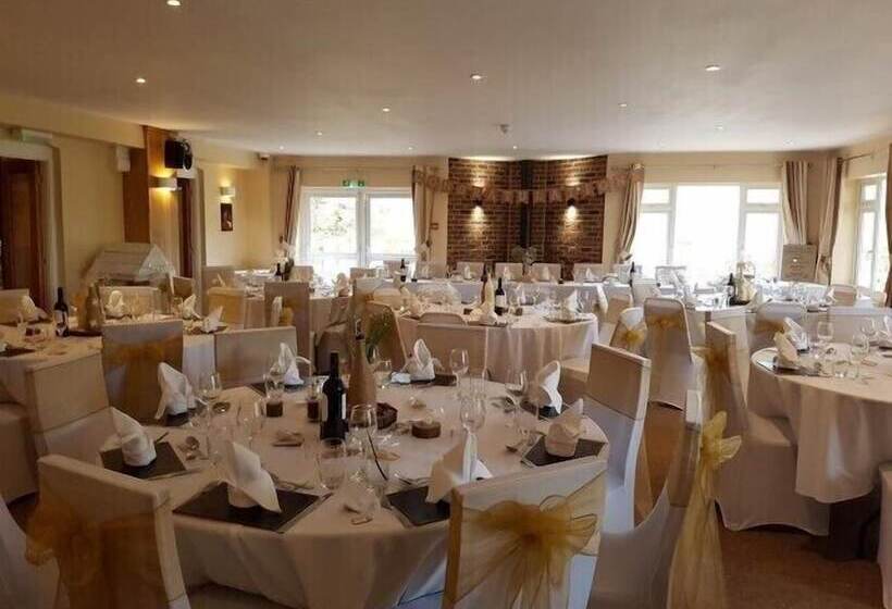 ペンション The Royal Lodge