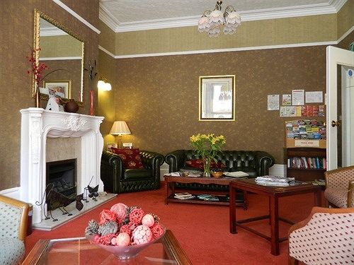 펜션 The Sherwood Guest House