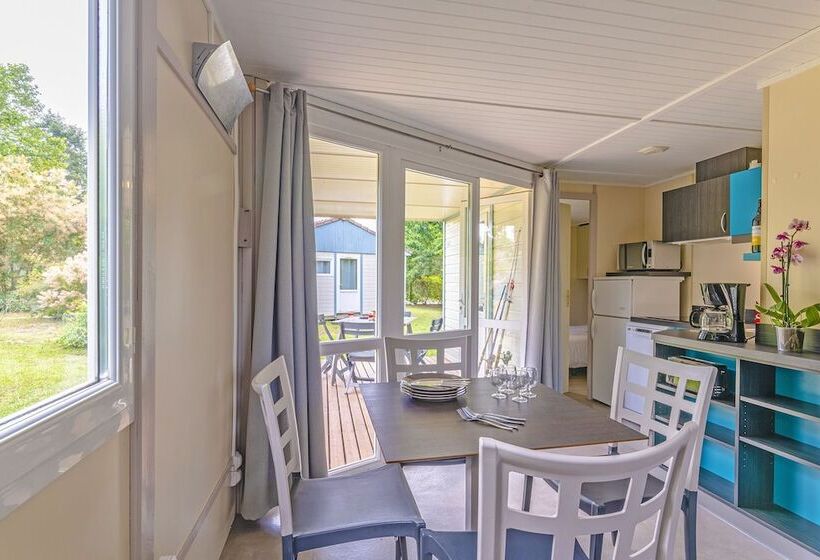 리조트 Lagrange Vacances Port Lalande