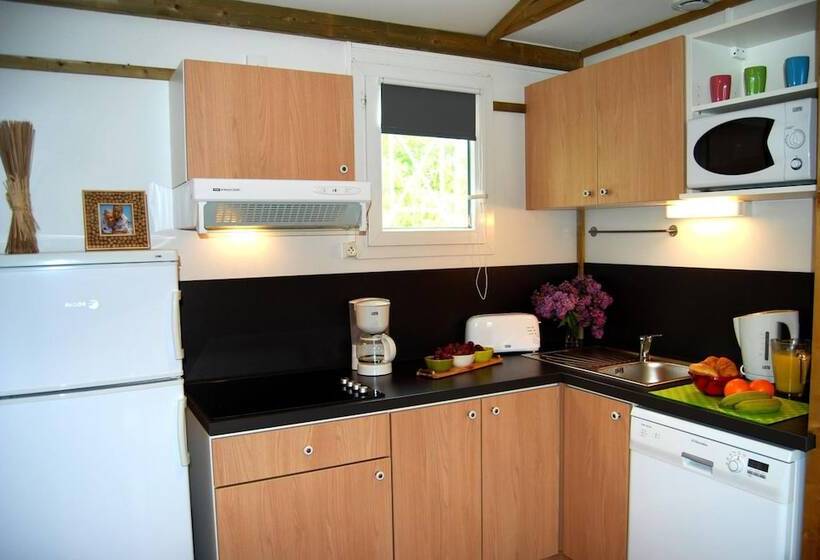 리조트 Lagrange Vacances Port Lalande